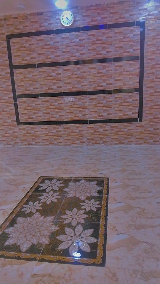 📍دار سكن للبيع في حي الحكيم قرب الدبية 📍
~~~~~~~~~~~~~~~~~~~~~~~~~~~~~~
🔹المساحة 180 متر طابق واحد 
🔹عرض الشارع 10 متر 
🔹السعر 53 مليون وبي مجال  
…………………………………………………………
⚜️للاستفسار الاتصال على الارقام التالية :
📲***********📲 علي شاكر الاماره
📲***********📲
