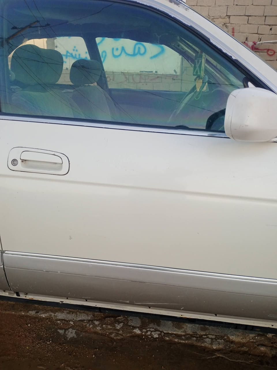 البيع 4 بيبان جدد مال بطه منتصل شتريتهن مال حاويه سعر 20 لف ***********
