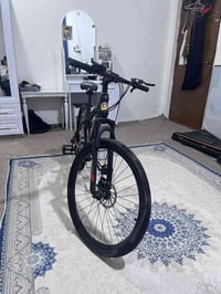 دراجة هوائية لـلـبـيـع البايسكل رياضي من شركة(Mountain bike) اسم الباي...