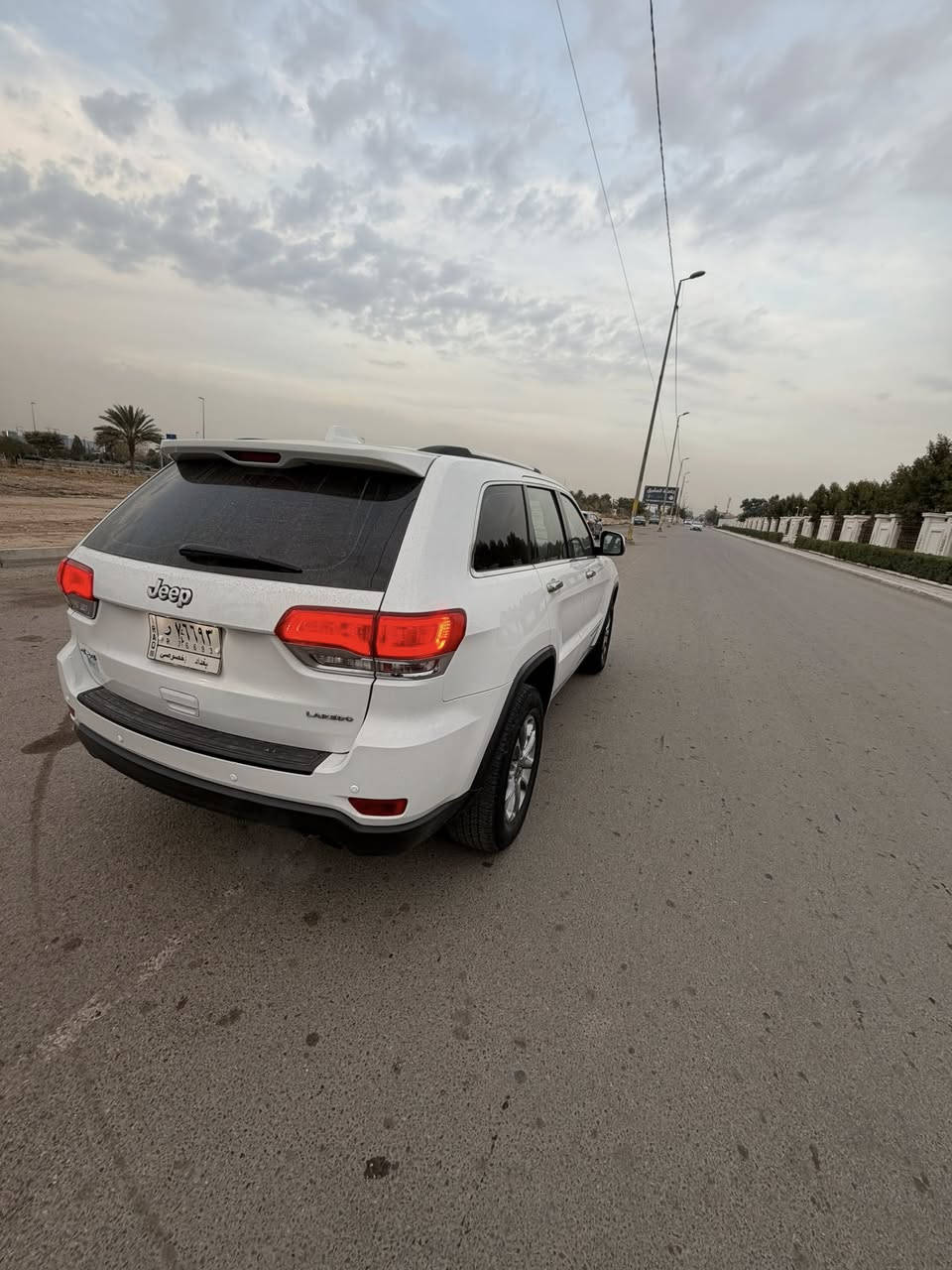 السلام عليكم … < للبيع او مراوس ب اقل > 

جيب لاريدو خليجي وكاله  : 2014 

موصفات الاريدو معروفه 
- تشغيل عن بعد 🫆داخل عسلي وصاج ملكي و شاشه كبير 
رزاك لايت محرك 3600 سته سلندر
كير طياره و مري خاصيه الطي حساس خلفي وكاميرا 
وضعيات قياده جبيله سياره 4*4 فور ويل وباقي موصافت معروفه 

ماشيه.117 m
كير محرك شرط الفحص و ممفتوحه المكينه  
بطاريه و تايرات كلهن بحاله جيده 

السياره بدون حادث او ضرر او تبديل او شواصي كله كفاله 
فقط دعاميه اماميه مصبوغه و بيها ( مكانين بارد موضح بالسونار )

 مكان السياره بغداد شارع مطارع بغداد الدولي قرب جامعة المشرق  .. 

للاتصال : ***********  /  *********** واتساب متوفر

السعر # 220 و بيها مجال
