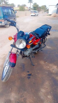 عندي دراجه بوكسر 2020 الدراجه حلوه ونضيفه والله الدراج بدون أوراق بس م...