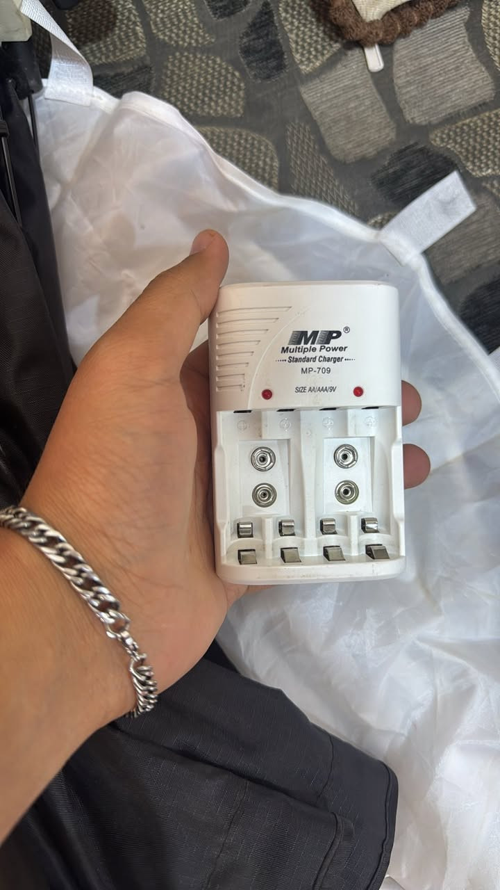 سبيد لايت  مع تريكر X2 كانون الحديث. مع سوفت بوكس مع ستاند مع شاحنه  أنطوني سعر وخذوهن كلهن باكيت الي يريدهن يتواصل وياي


**إذا كنت صاحب هذا الإعلان وتريد حذفه لأي سبب، رجاءا أرسل رسالة إلى الدعم الفني**