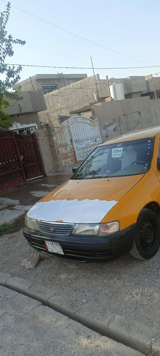 سلام عليكم نيسان للبيع سيارة كاعده ونضيفة كير ومحرك شرط موديل94كهربائيات شغالة كير عادي السعر 23وبي مجال***********
