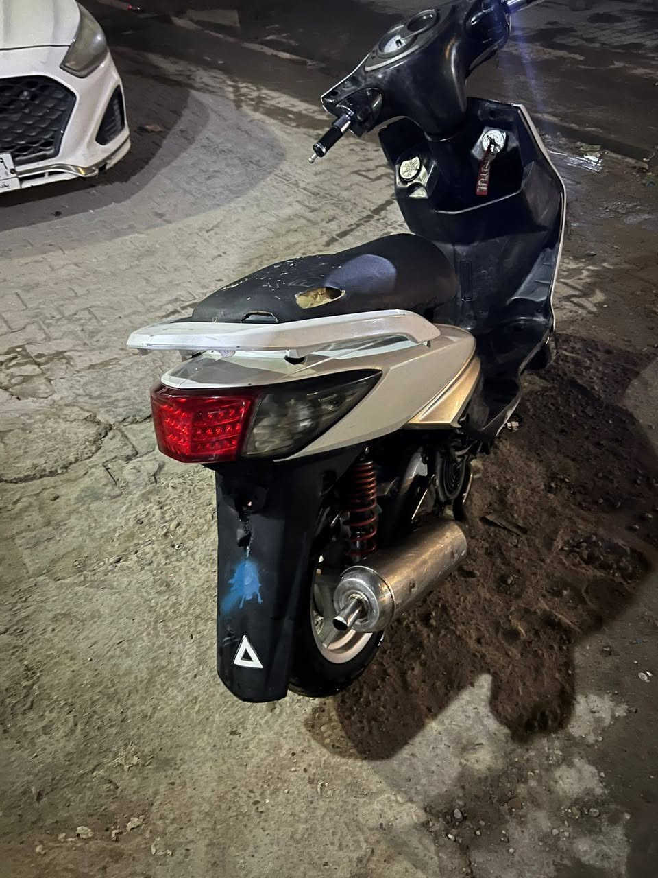 سلام وعليكم سكنس فحل نوزل خطين للبيع كامله مكينه 58 كام شفت وجواكيج رياضي كلجات رياضي خلفي kc أمامي wf قبل بانزين رياضي صالنصه رياضي يدات سكليتر رياضي اشاير لد امامي خلفي *********** للبيع او المراوس
