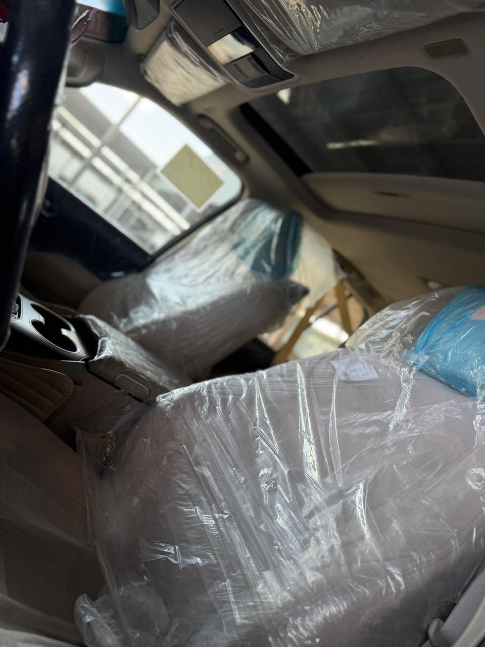 لاند كروزر موديل2023لمتدد فول موصفات سياره جديده حيل مكفوله ماشيه22الف حقيقي سياره بحاله وكاله دواخل بل جيس عنوان سليمانيه السعر675بيها مجال***********
