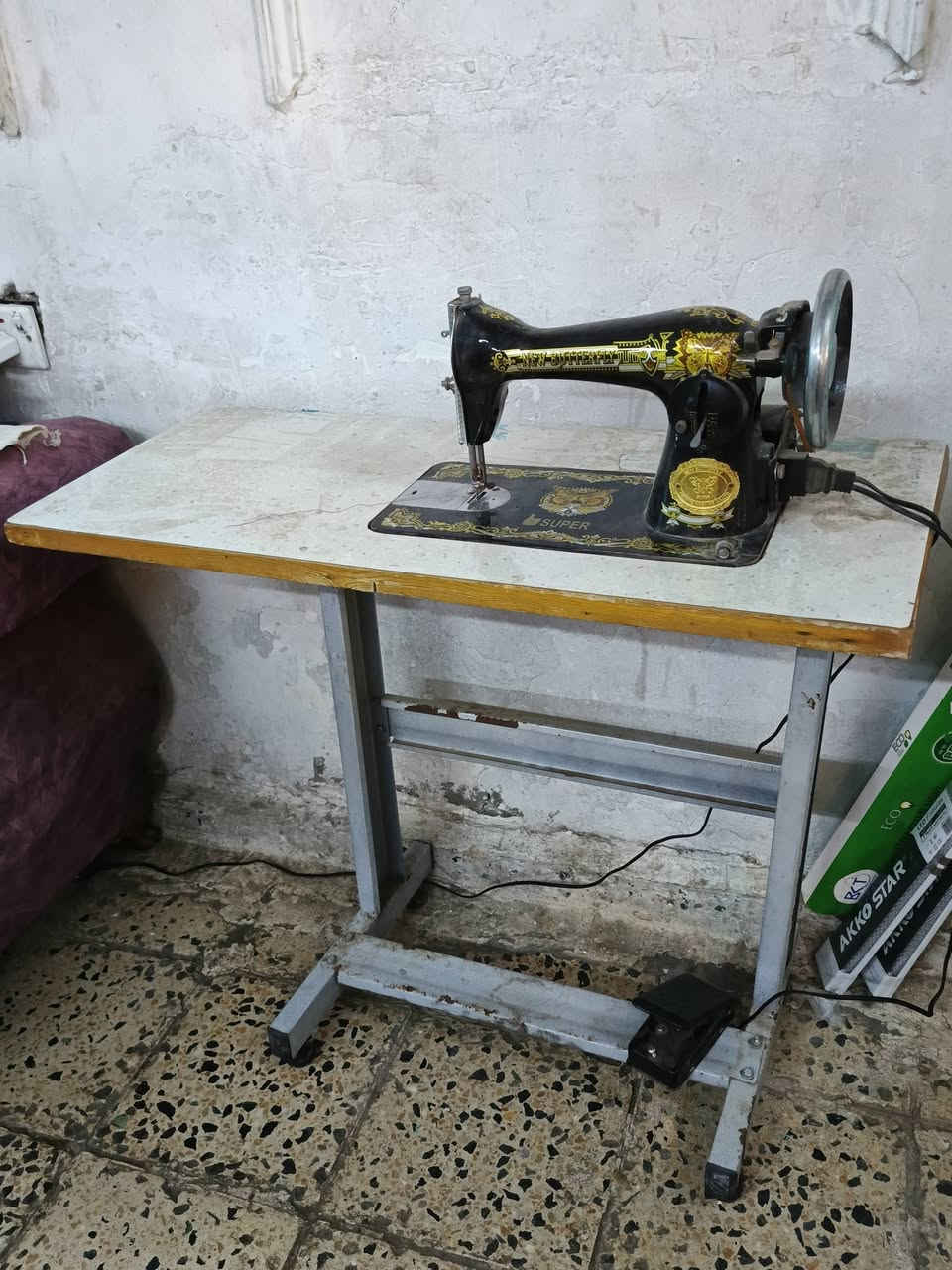 اغراض بيت للبيع مكاني حي الجهاد الرفاق *********** خاص فقط
