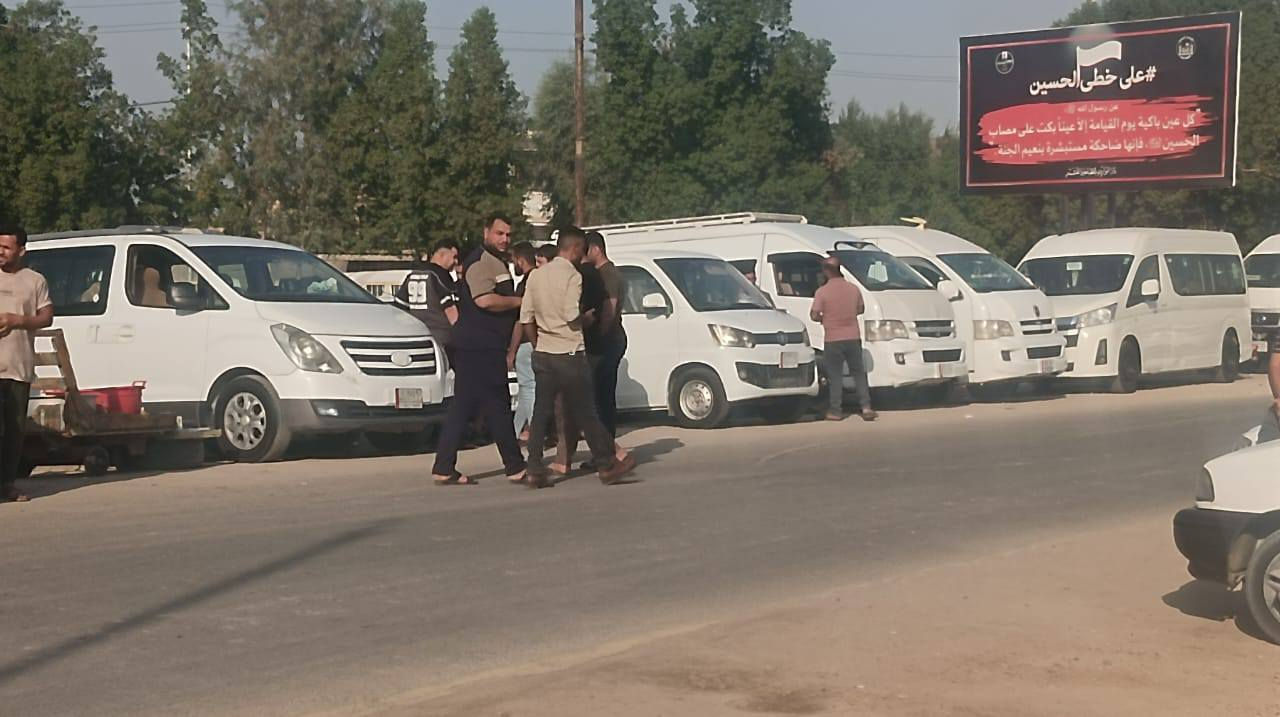 للبيع او امراوس انطي فرق شي بصيط  واذا اقل قيمة اخذ فرق. فتون ٢٠٠٨. بابل صدامي مصفرة هيأة وظريبة  خطها دورة بغداد الجديدة راعيها بالدورة عنوانة عندي ورقم مبايلة ظاع مني كير اوتو محرك في فتي  تخم تاير  نواقص السيارة جامة خلفية ولايت وحدادية أمامية فقط بيع ١٤ ورقة او. مراوس. سيارة  مال شغل  عنواني كربلاء  اقرة التفاصيل واتصل واني بالخدمة  ***********
