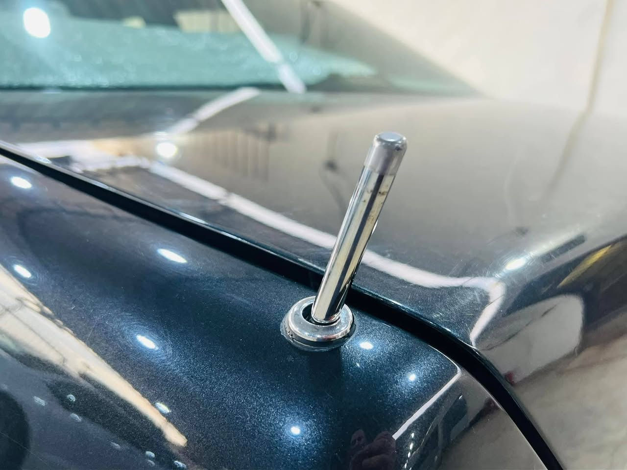 للبيع شبح 92
رقم بغداد 

***********
