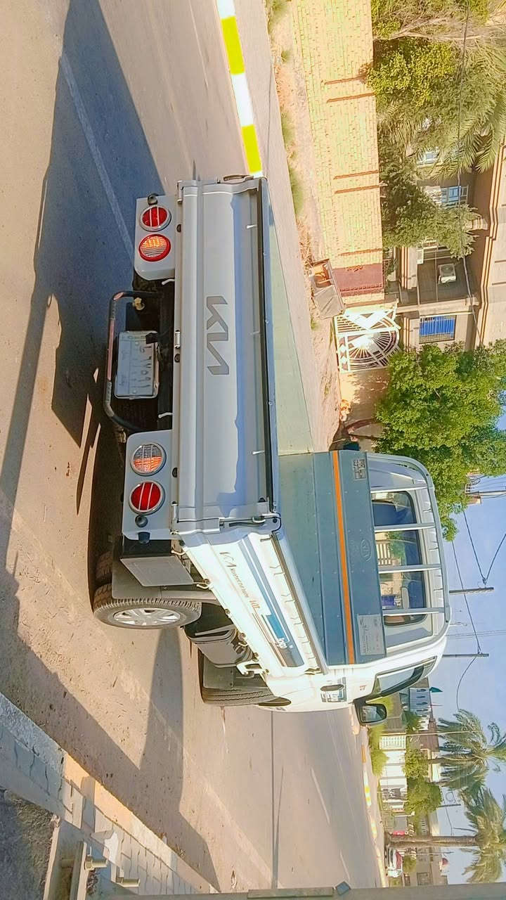 السلام عليكم كيا حمل لبيع او مراوس موديل ٢٠٢٣ مكفوله كفاله عامه رقم بغداد جديده السياره ماشيه ٥١ الف حقيقي سنويه مجدده ٢٠٣٠ ملاحضه ترهم مراوس حسب القناعه مكان السياره واسط الصويره الاستفسار على الرقم ***********
