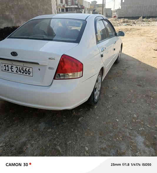 السلام عليكم سبكتر  البيع جاهزه من كير ماكينةحداديه تخم تاير جديد سنويه ال ٢٨ بيها جاملغ امامي جاملغ خلفي نصه بدون دواخل سعر ٩٢ رقم تلفون *********** موديل ٢٠٠٩
