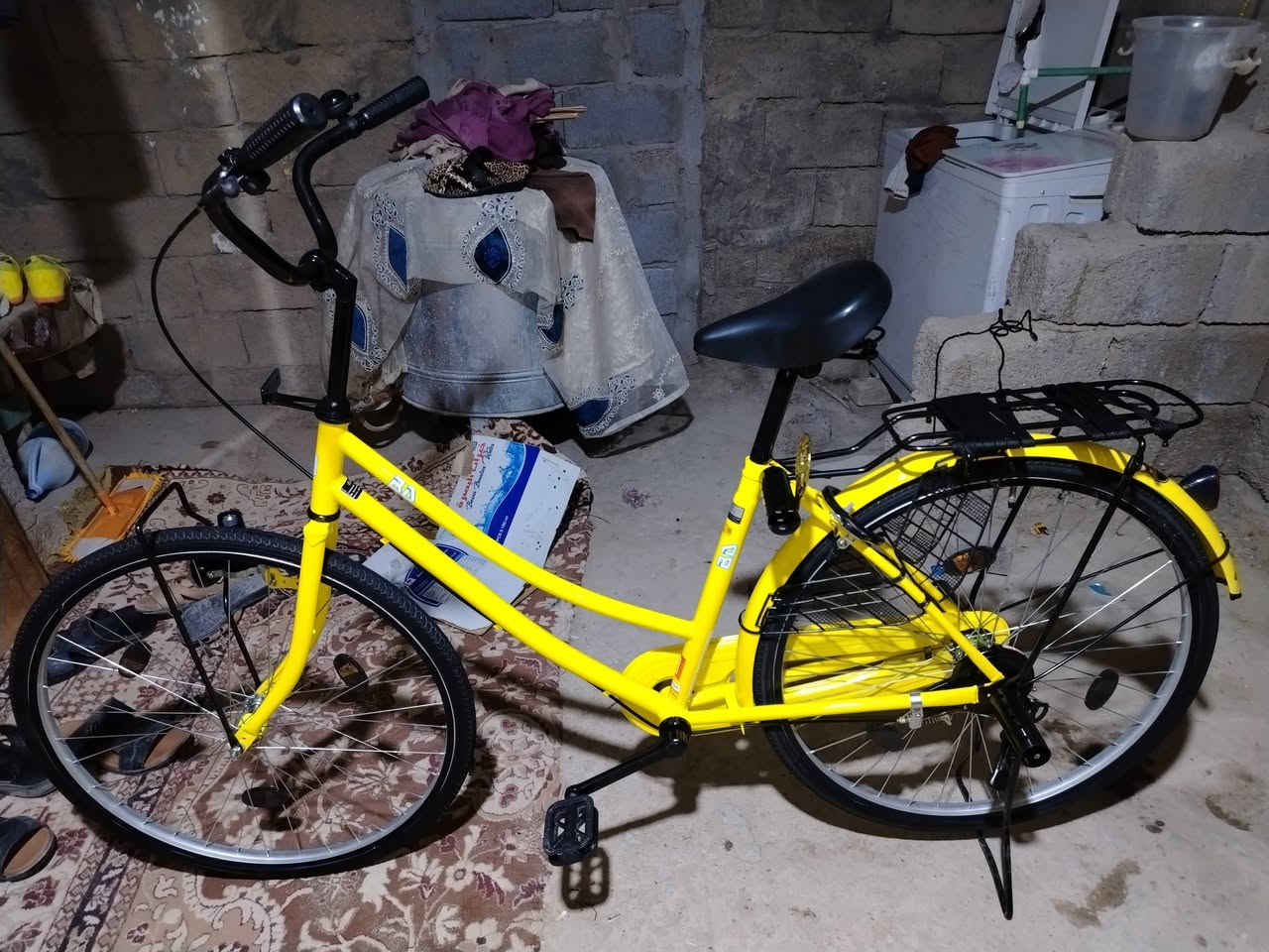 السلام عليكم هذا البيسكل للبيع المكان البصره قضاء الهارثه مستعجل علا. بيعته تفاصيل اكثر علا الرقم بي واتساب ***********
