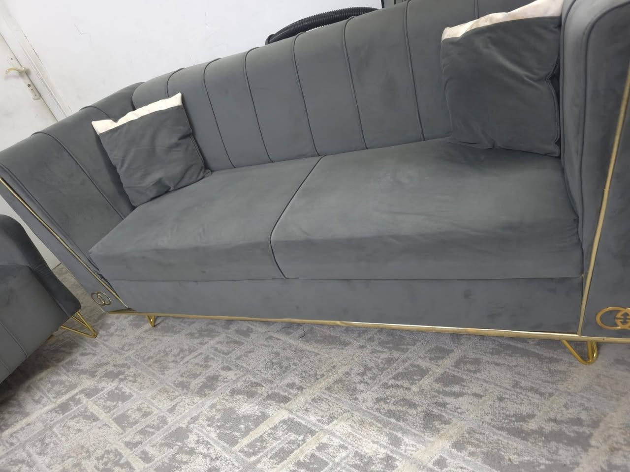 سڵاو ئەم تاقمی نوستنو قەنەفەیە بۆ فرۆشتن نرخی ٢٠٠ دۆلار و معامەلەیەکی کەم
*********** السليمانية, العراق
