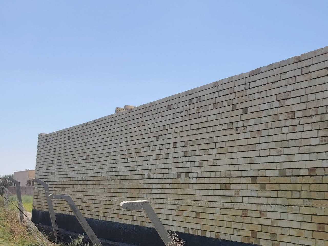 خلفه بناء درجه اولى في كربلاء وشراف مهندسين إلتزام بل عمل من أول يوم ال آخر يوم وسعار مناسبه جدا وهذه رقمي ***********
