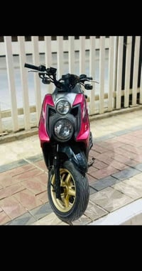 شباب دراجه سكنس جبل توها طالعه من الحاويه اول تبديله دهن الها دراجه مك...