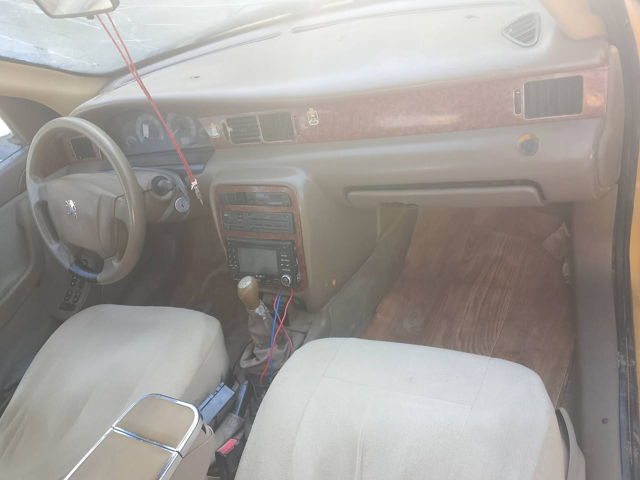 سلام عليكم سمند مديل 11 كوم حديد رقم بغداد وسياره بل بصره تبريد مكينه وكير نعمه من الله حداديه زينه سعر 17بيه مجال قليل ***********
