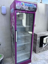 ثلاجة • بيها مجال