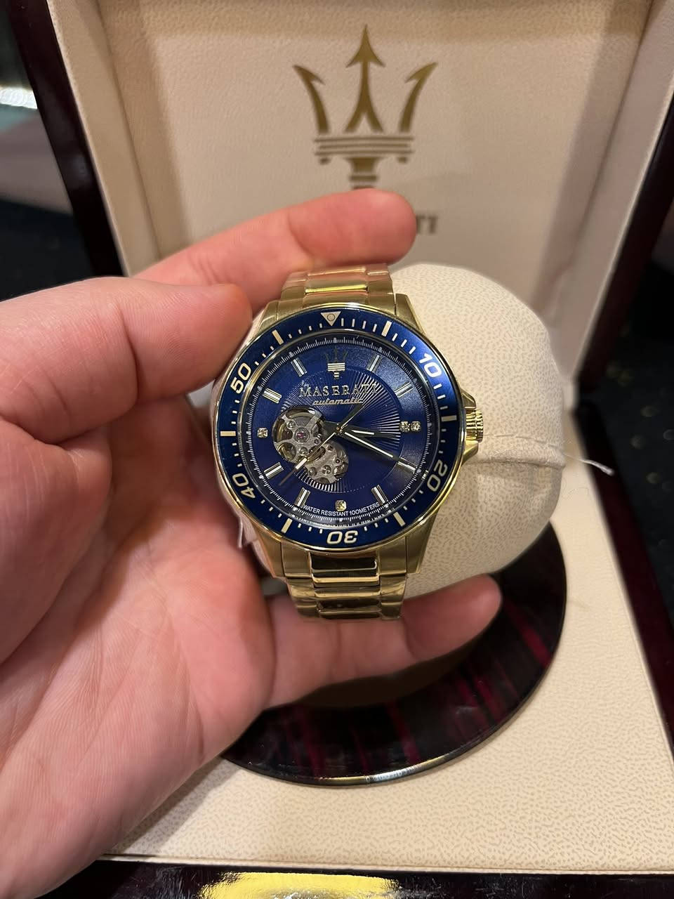 ساعة مازيراتي للبيع


**إذا كنت صاحب هذا الإعلان وتريد حذفه لأي سبب، رجاءا أرسل رسالة إلى الدعم الفني**