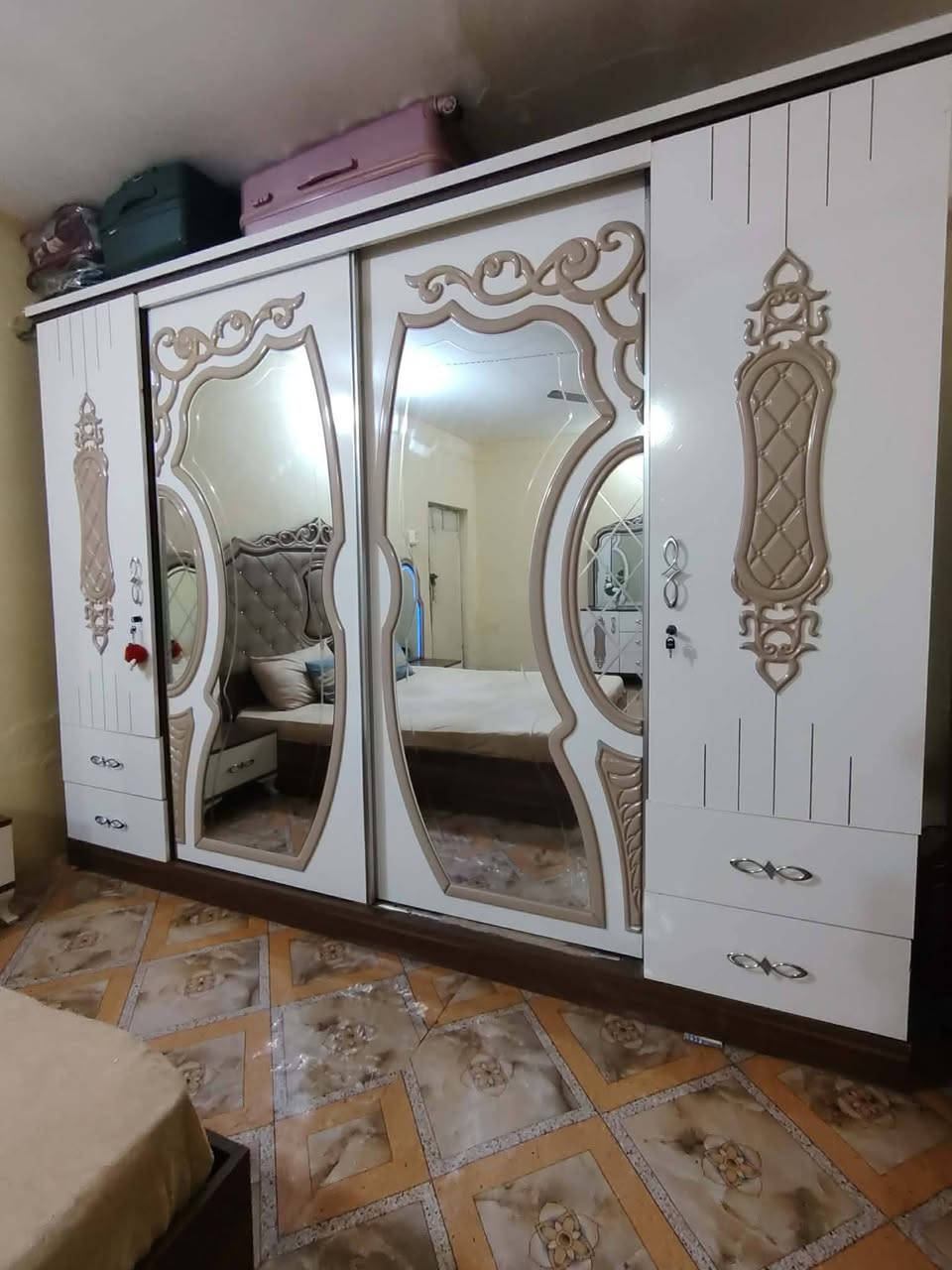 سلام عليكم هاي غرفه بيع مستعجل عدنه مريض استعمل ٣اشهر  فخمه جبيره اخذتها ١٨٠٠  لونها مميز وضد وصخ ولتراب وياها دوشك طبي هديه ومزهريه
💯💯
 سعرها 750الف قفل

مكان رمادي تأميم ركن مدينه🔥


**إذا كنت صاحب هذا الإعلان وتريد حذفه لأي سبب، رجاءا أرسل رسالة إلى الدعم الفني**