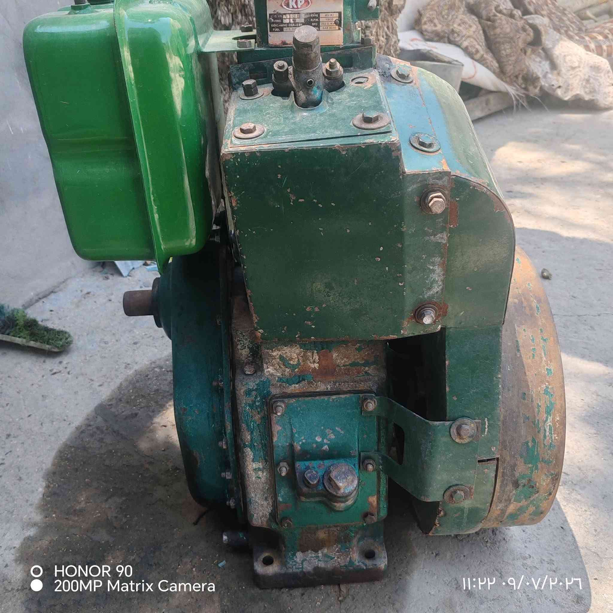 محرك خباطه جديد وعربانه للبيع مكان بابل الي يريده يتصل عل رقم *********** وبيه واتساب وهذا رقمي الثاني ***********
