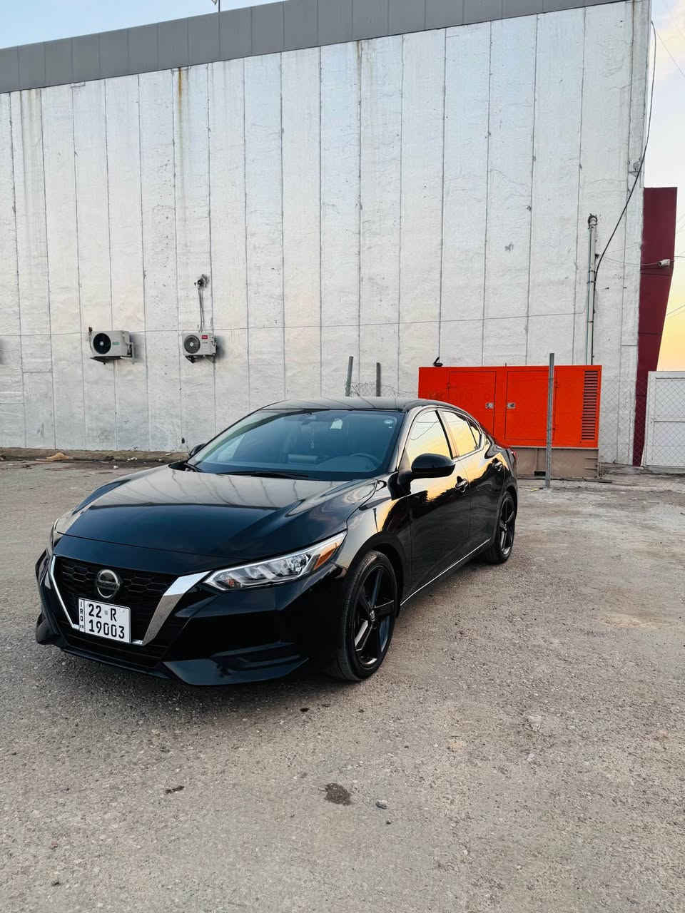 نیسان سەنترا بەسبۆنیت کلیرە دوو دەرگایpdr ئیرباک شانی بیلاد داندرایتەوە 
مواسەفاتی svویلی تایەی بیلادیsrلەسەرە سەیەرەکە نمونەیە لەجوانی بەناوی خۆشمە *********** أربيل, العراق
