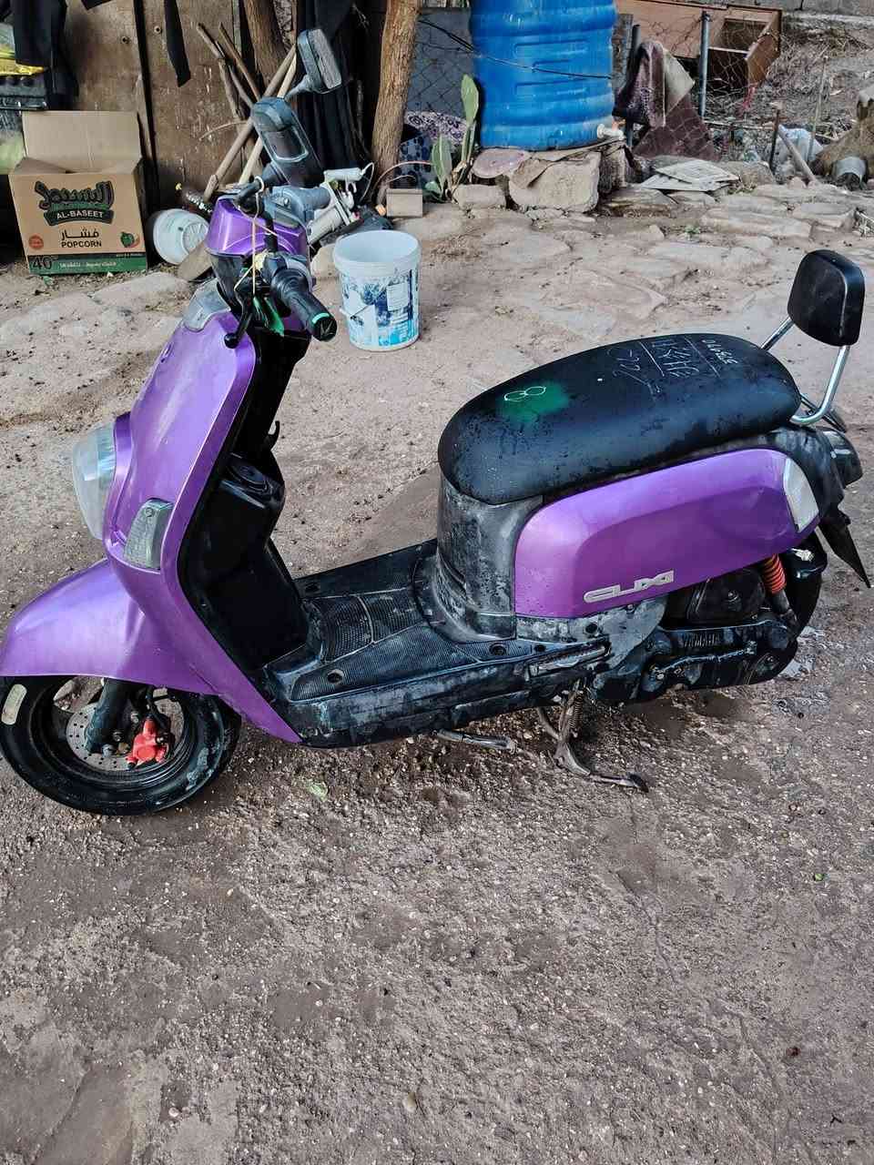 دراجه ماكس بوليسي موديل 2007 للبيع دراجه خير من الله وين ميعجبك افحص كفرات تايوان الكفرات الأصلية موجودة السعر 800 الف وبيه مجال للاستفسار الاتصال على الرقم *********** او يتواصل ويه الصفحه
