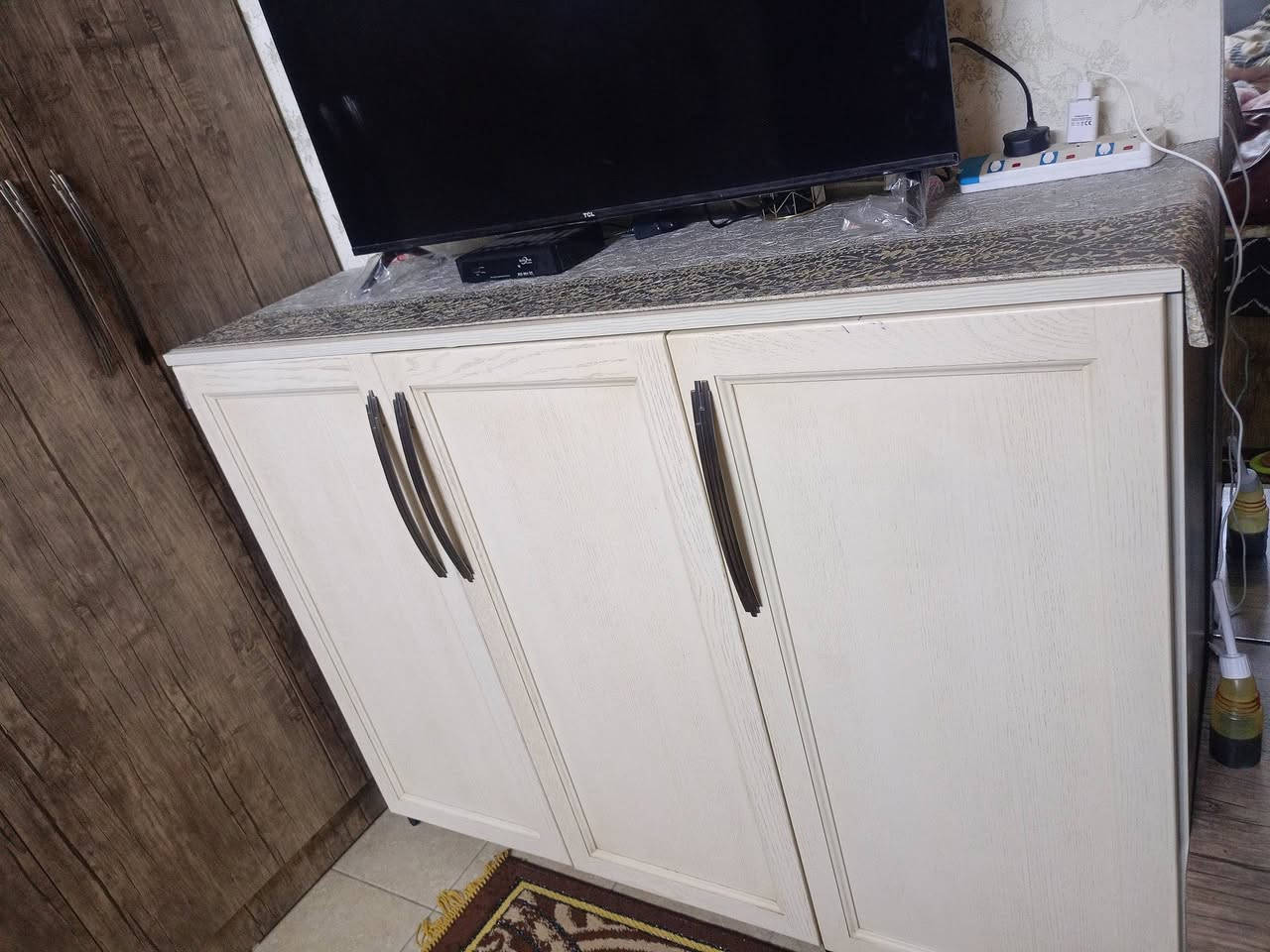 ميز أو جزامه يعني هواي شغلات تستخدم


**إذا كنت صاحب هذا الإعلان وتريد حذفه لأي سبب، رجاءا أرسل رسالة إلى الدعم الفني**