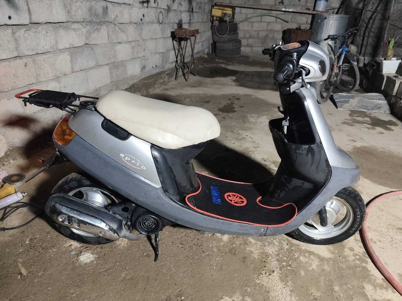 سلام عليكم
عندي ماطور بوتين للبيع جاهز من كلشي بس بي صوت اكسن وباتري ضعيف 
سعر 300 بي مجال للشراي 
مكاني كوكجلي قدس الثانيه 
***********
