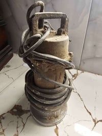 غطاس مياه • شغال • ألماني