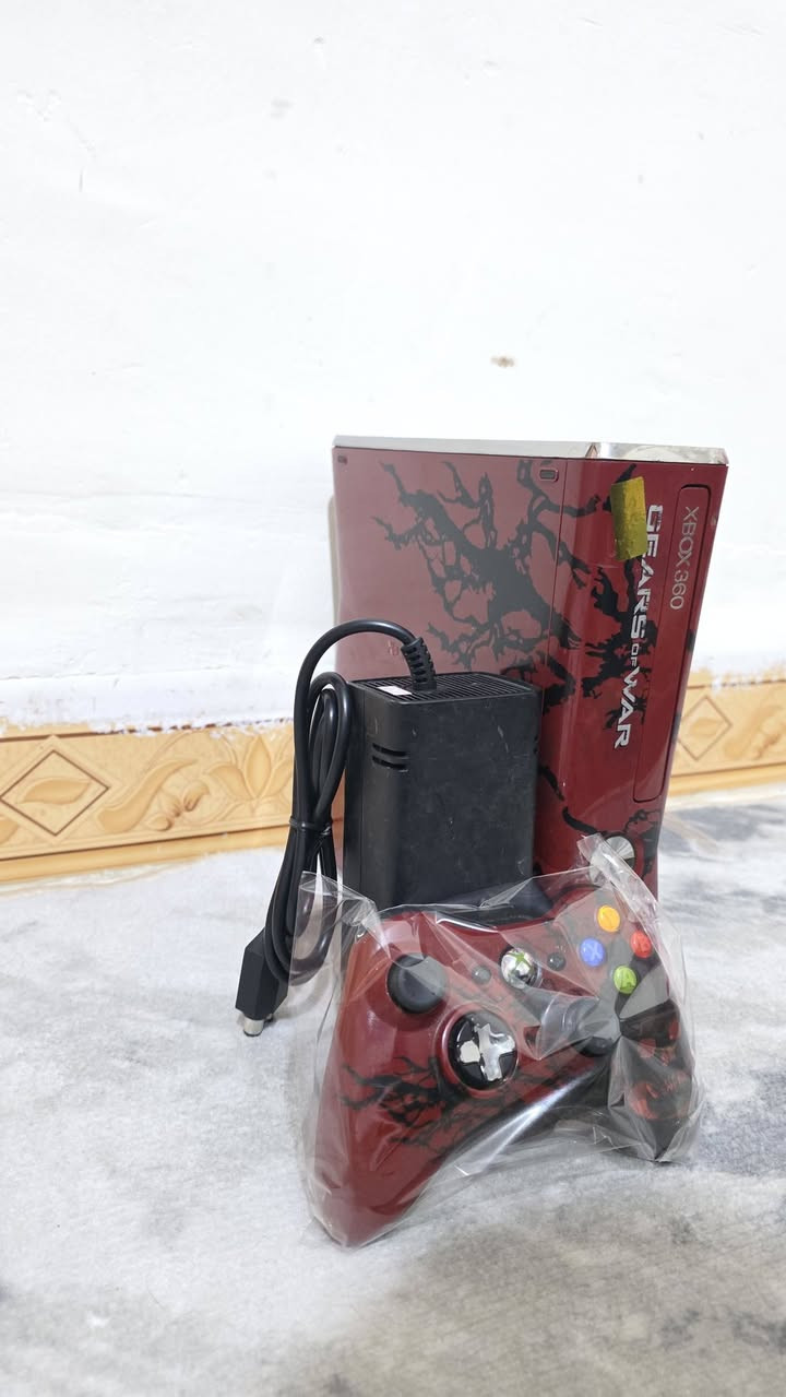 اكس بوكس 360 مهكر باندل نسخ اصلية شرط حيل حيل نظيف يحتوي على 79لعبه قويه ويحتوي على جوستك بلادي شرط الفحص وكامل غراضه بلادي شرط الفحص السعر 130وبي مجال للطيبين توصيل جميع المحافظات متوفر ***********
