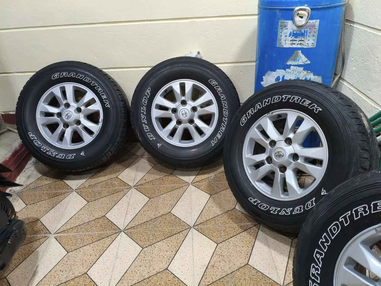 ويل كب لادكروز بي تخم تايردلوب نص عمركفاله السعر6ورقات وبي مجال قليل مراسله الصفحه


**إذا كنت صاحب هذا الإعلان وتريد حذفه لأي سبب، رجاءا أرسل رسالة إلى الدعم الفني**