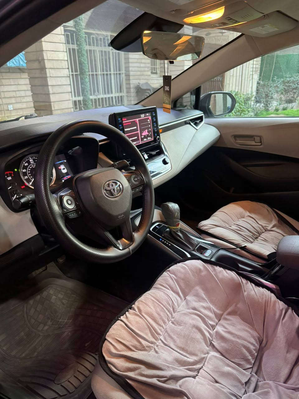 سلآم عليكم للبيع موديل ٢٠٢٢ بسمي كيررر مكينه تبريد فول كفاله عامه تبديل بنيد وجاملغ ودعاميه نفس لون كل صبغ ماكو رقم اربيل لسعررر ١٣٨ وبيهه مجال بصيط اتصال فقط ماجوب خاص رجاء ***********
