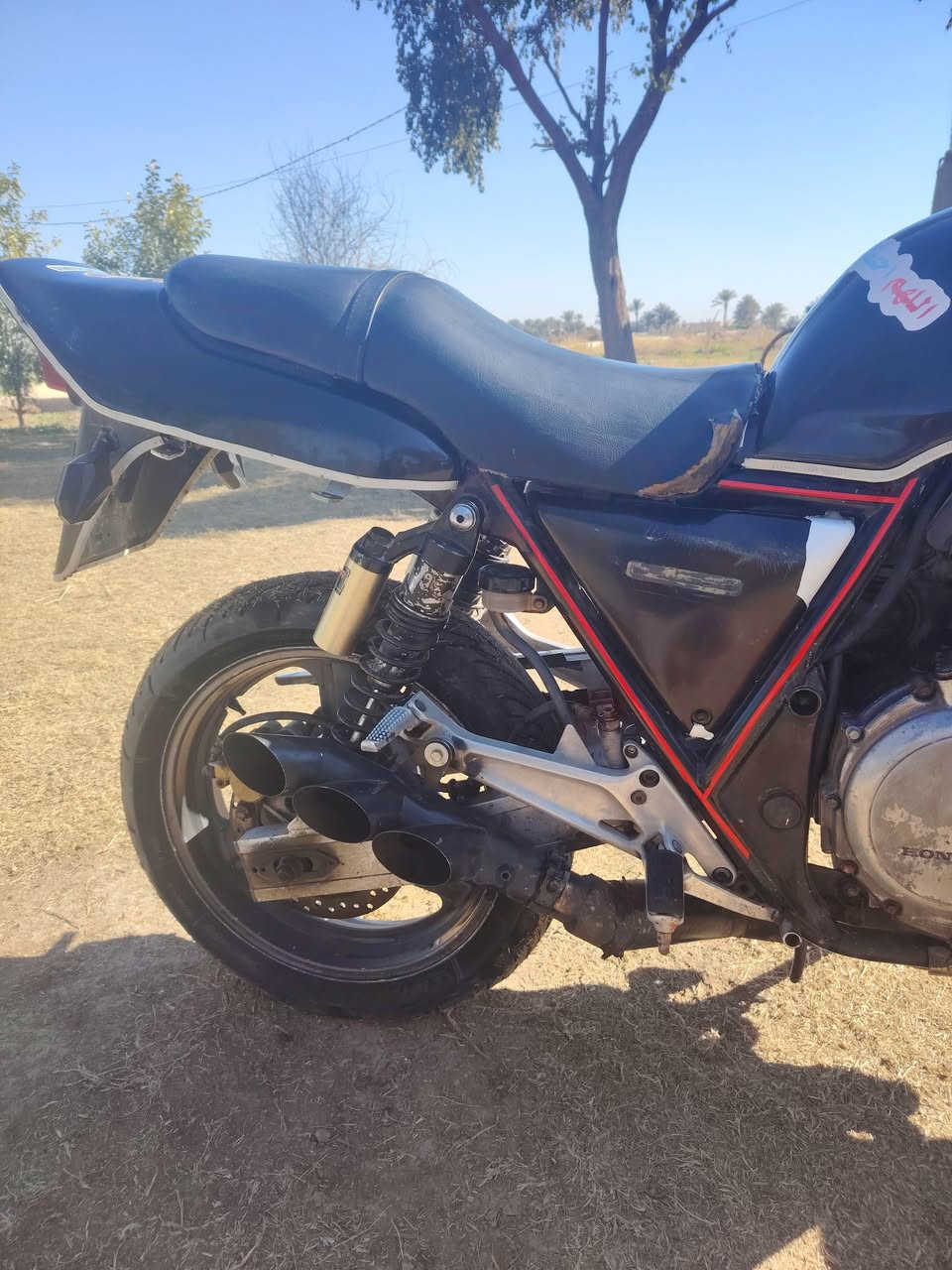 السلام عليكم سي بي4
للبيع محرك وكير ع الغحص كهربائيات كله شغاله معدل شرط١٨٠ السعر👈950 $وبي مجال بسيط الرقم ***********
