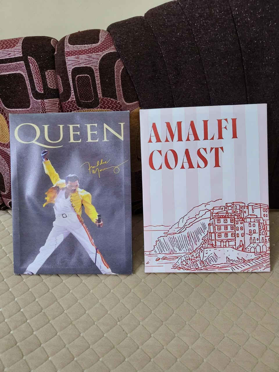 اغراض ديكورات مال مكتبة. السعر 35.اصلي.


**إذا كنت صاحب هذا الإعلان وتريد حذفه لأي سبب، رجاءا أرسل رسالة إلى الدعم الفني**