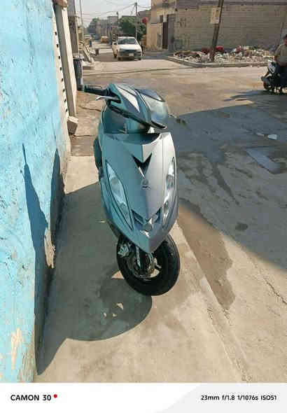 سلام عليكم دراجه جي تي ئار نضيفه دراجه تعبان عليهه مفتوحه مبدل مساطر فقط مكينه خير من الله نكره سلف دراجه نضيفه السعر 800 وبيهه مجال قليل مكان بغداد البلديات ***********
