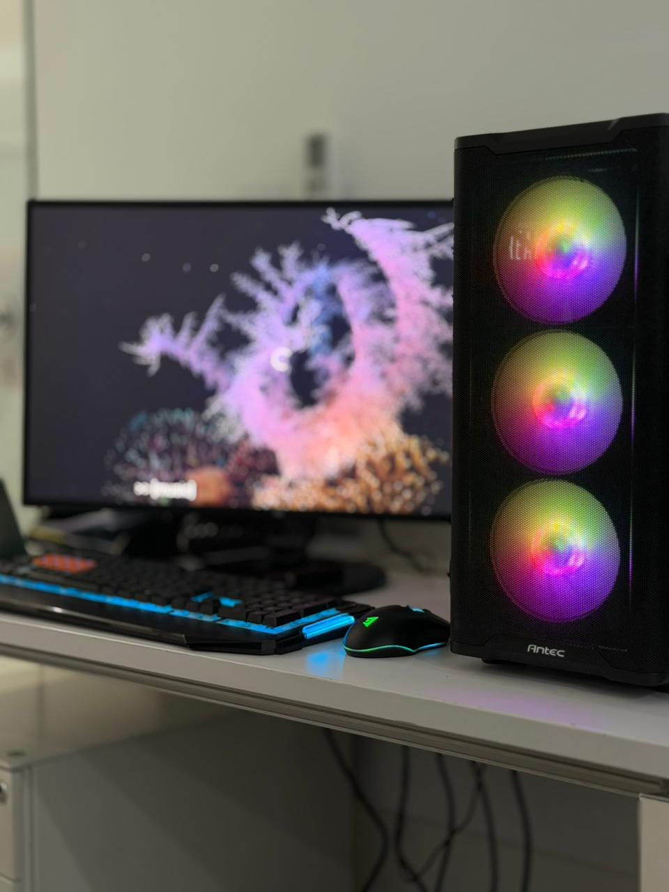 حاسبة ألعاب وتصميم (Workstation) للبيع
حاسبة بمواصفات مثالية للألعاب الثقيلة، المونتاج، وأعمال التصميم  الاحترافية. الجهاز بحالة ممتازة ونظافة تامة. 

Gpu : 2070 super 8gb

Cpu: core i9-9900 kf

Memory: 32 gb

Motherboard: z390 gaming x

Hard : 256 ssd

Psu: 850 w

Case: antec RGB

+

Monitor : hp 27 inch

1080* 1920 

60hz

+

Ups 1500 بطاريات جديدة

 

ملاحظة:الحاسبة خاصة  باحدى الشركات بالقطاع الخاص اني مكلف بالنشر تجي تفحص وتجيك وتستلم

السعر : 1,250,000 دينار عراقي وبيها مجال للشراي

المكان: [  بغداد الكرادة خارج ]

للتواصل والاستفسار: [***********]
