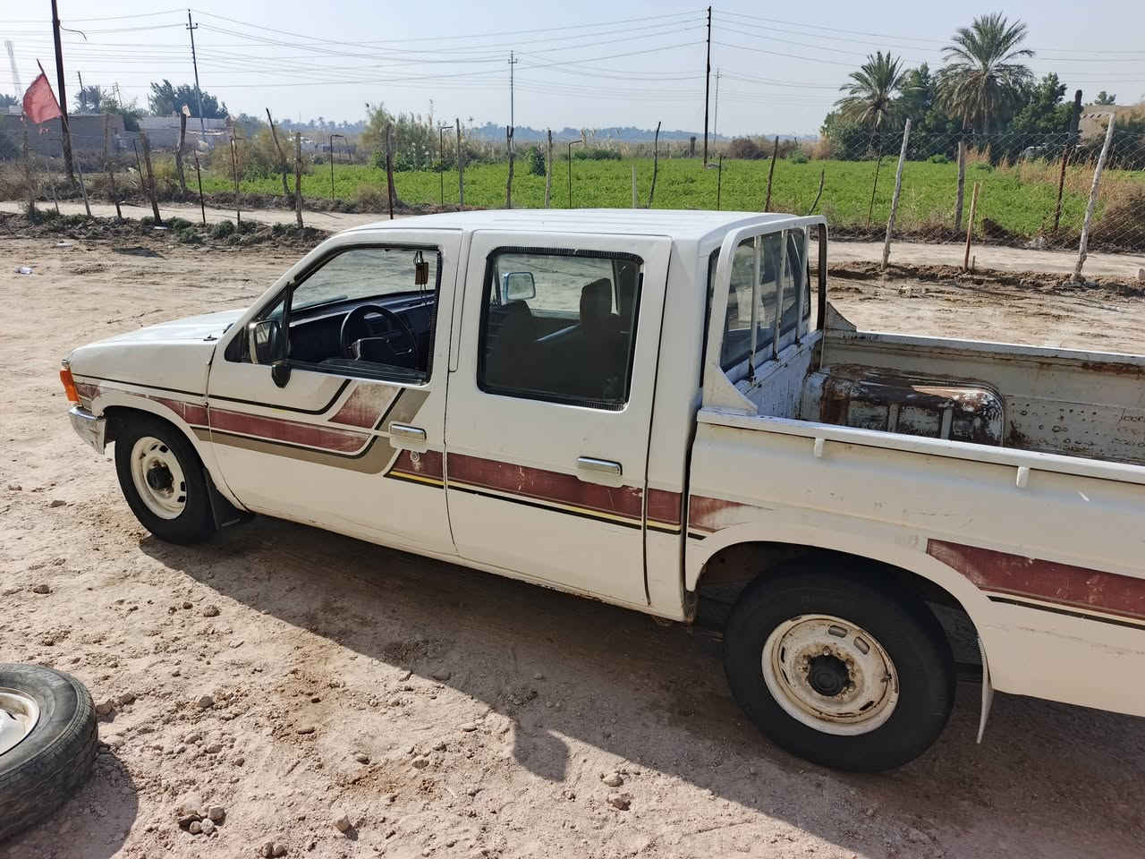 نيسان 92 كير او مكينه البلاد شرط تخم تاير سنويه ال27 تحويل ثاني  السعر 39 بيها مجال يوم رقم بصره كرهبايات كلها شغاله مسجل اشاير بكات جام كرهباي ***********
