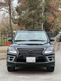 لكزس LX • سنغافورة