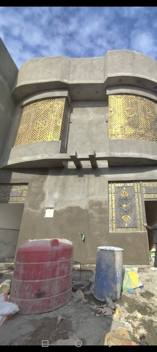 سلام عليكم خلفه لبخ  طلس وجهات صعد رتفاع  درجه اولى وشرط هندسي شغل مرتب ونضيف التزام بلعمل ***********
