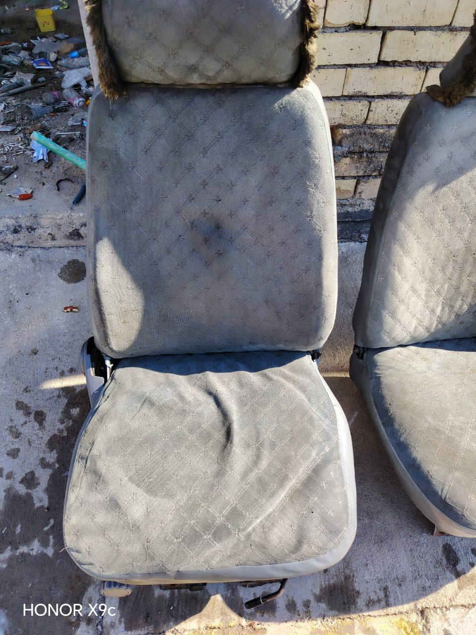 كشنات هينو طير. جدد مدوشمات للبيع مكانهن صويره غير متواجد عل فيس السعر 125 ***********
