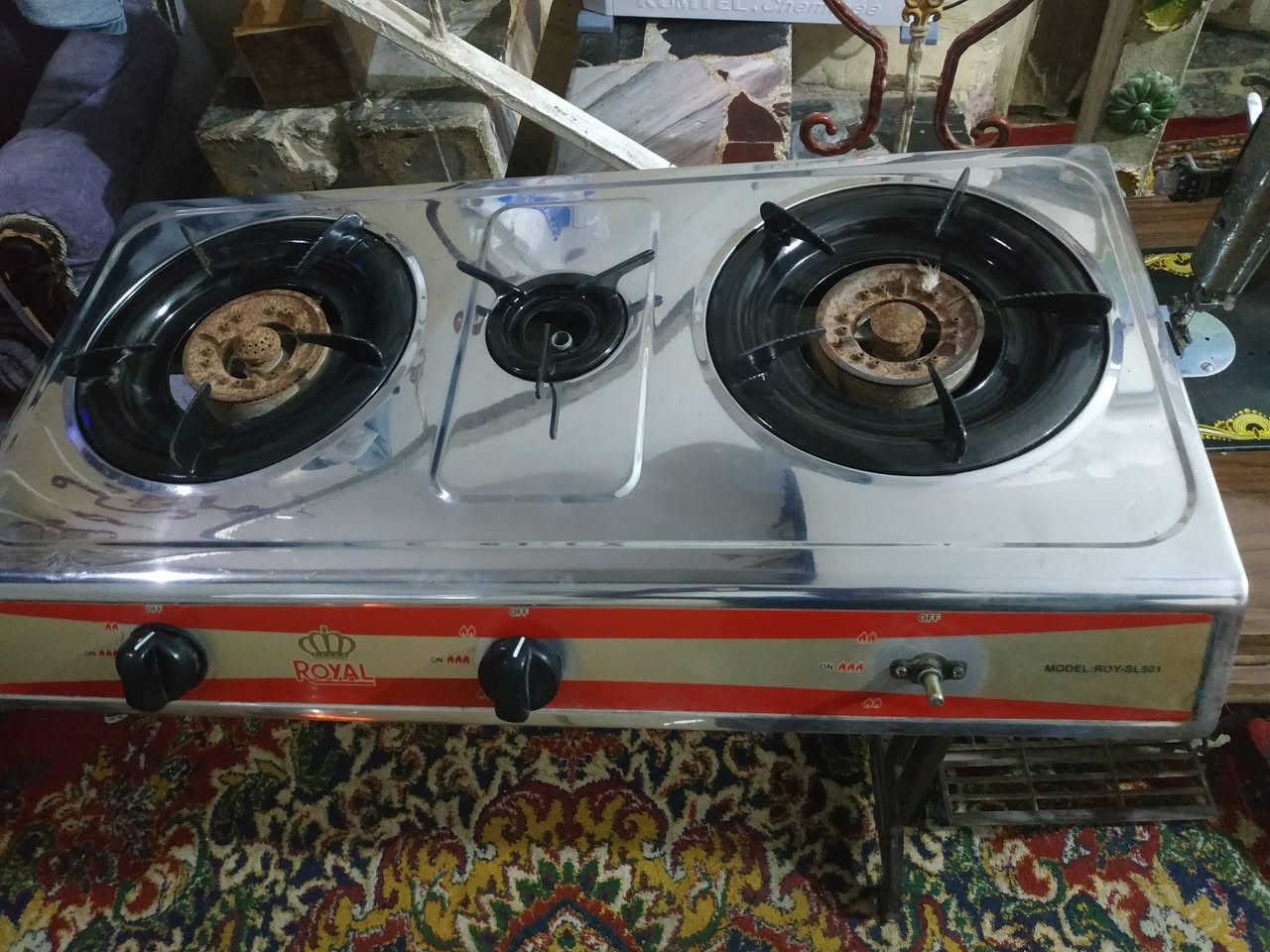 غراض بيت للبيع نضيفه وشغاله بابل حله شارع الحسينيه قرب صيدليه كمال رقم الهاتف ***********
