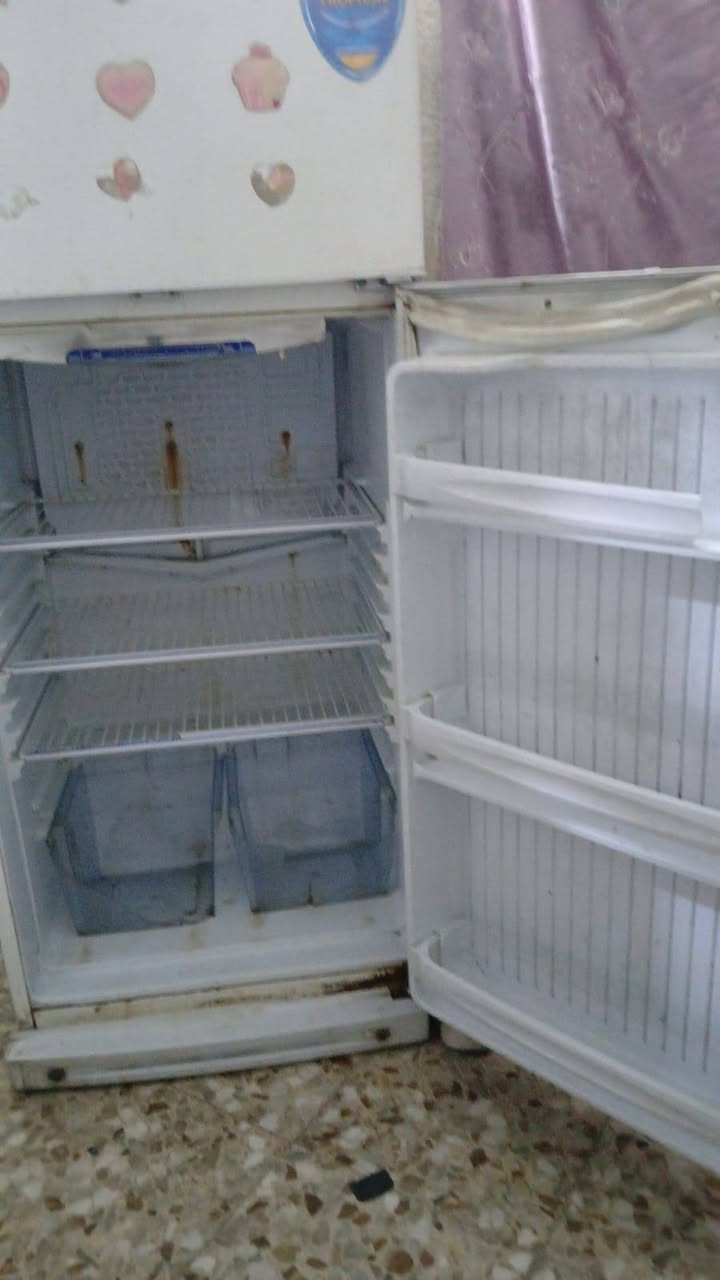 ثلاجه رصاصي شرط جديده حجم كبير سعر 300

ثلاجه البيضه حجم كبير سعر 250


**إذا كنت صاحب هذا الإعلان وتريد حذفه لأي سبب، رجاءا أرسل رسالة إلى الدعم الفني**