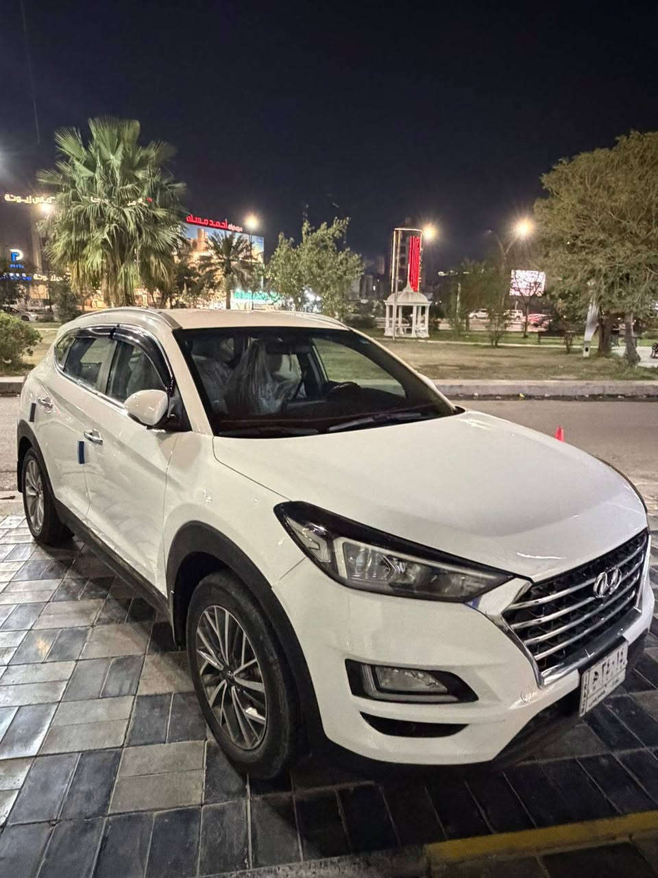 السلام عليكم ///
هيونداي توسان موديل ٢٠١٩ وكالة القاصد فول مواصفات عدا الفتحه...
محرك ٢٠٠٠ دوش مصبوغه عام رقم بغداد مشروع وطني ب اسمي...
سبب الصبغ العام تعرضت لحريق خارجي وتعمرت ونصبغت عام...
مكفوله من حادث او كلبه او جفيه او قص لغود شواصي تكم كفاله...
ماشيه ١٠٤ الف كم...
السيارة متواجدة في بغداد جانب الكرخ منطقه العامريه..
تعميرها كلش حلو وصبغ درجه اولى...
السعر المطلوب ١٣٥ ورقه وبيها مجال بسيط بعد الفحص والاقتناع من الطرفين...
الاتصال على الرقم ***********
متواجد على الخاص...
اخوان السيارة فقط بيع بدون مراوس..
اعتذر عن المراوس... بغداد, العراق
