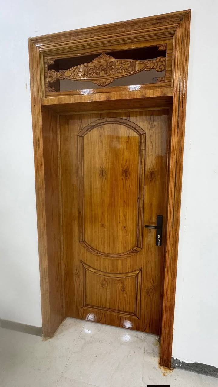 معمل نجارة الاثير لعمل الابواب الخشب درجه ممتزة العنوان ذي قار قضاء الغراف قرب علوة الاسماك ***********
     مواصفات العمل
صاج 5 ملم فراشه
الحشو ابو انج ونص
كيلون 7 انج ضمان 3 سنوات
نقش انديف 11 ملم صاج
يكون الحشو 14 العدد
نرماده بوربرين 
ويوجد كادر لعمل دوائر الدوله
