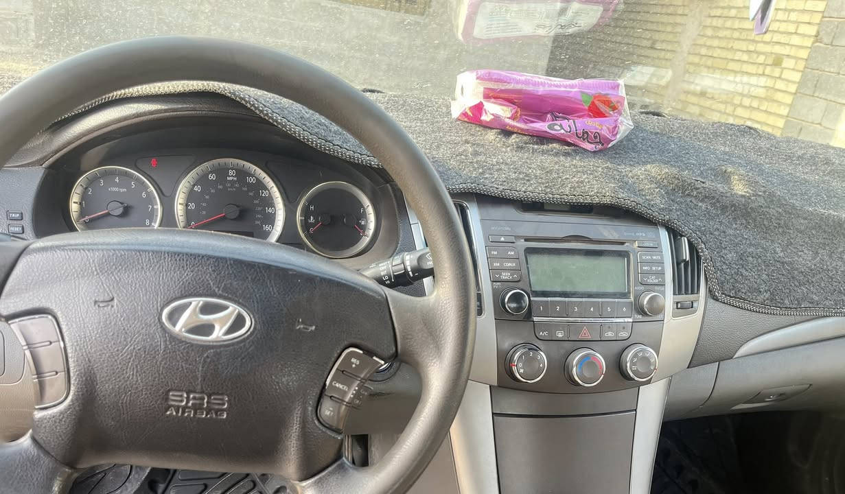 سوناتا 2009 امريكي
محرك:2400
حادث جاملغ خلفي ضرر امريكا
 وصبغ بابين اثر جراد نفس الجهه  السونار مرفق مع الصور
تدفئه +تبريد جاهزه 
حداديه جاهزه 
مكان السياره الفلوجه
السعر 110 وبيها مجال للطيبين
للتواصل ***********
