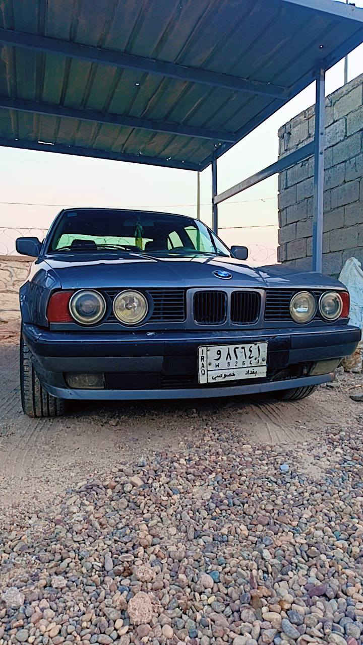 سلام عليكم من رخصة لادمن بي إم للبيع 525وراد يابان مكينه وكير جدد تخم تاير جديد غرفه وصط رقم بغداد بسمي مشروع وطني *********** السعر 55وبيه مجال
