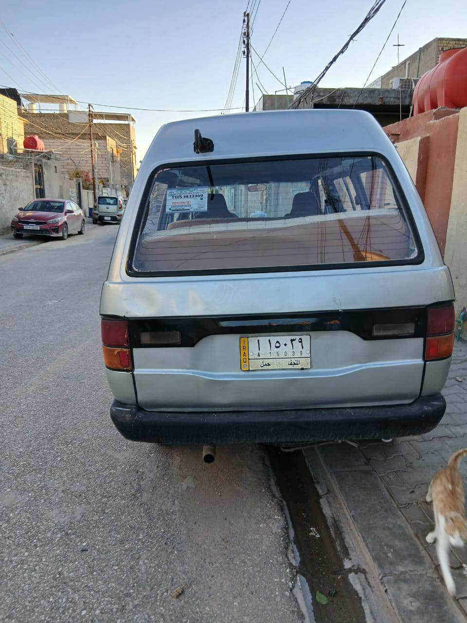 تيوتا فإن للبيع ..
موديل 1996 كير اتوماتيك محرك تيوتا ياباني 10راكب عائلية سيارة جاهزة نمرتهة نجف.

موجودة بالنجف سعر35وبيها مجال بالبيع..***********
