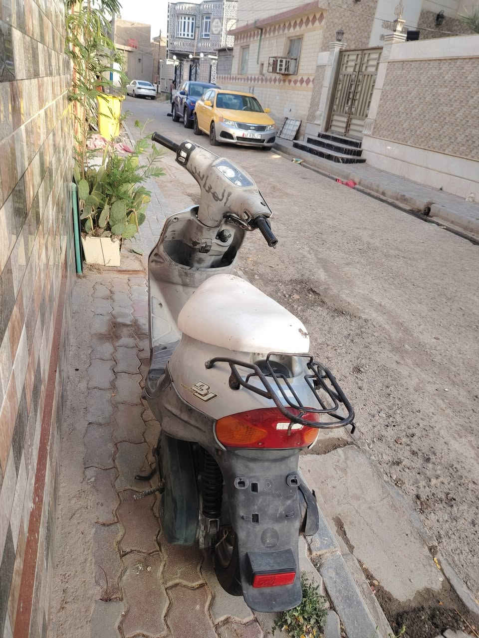 دراجه بيجي البيع كامله من كلش كهربائيات شغاله الايتات بك لايت بس السلف عوزه باتري وسعر ٣٠٠


**إذا كنت صاحب هذا الإعلان وتريد حذفه لأي سبب، رجاءا أرسل رسالة إلى الدعم الفني**