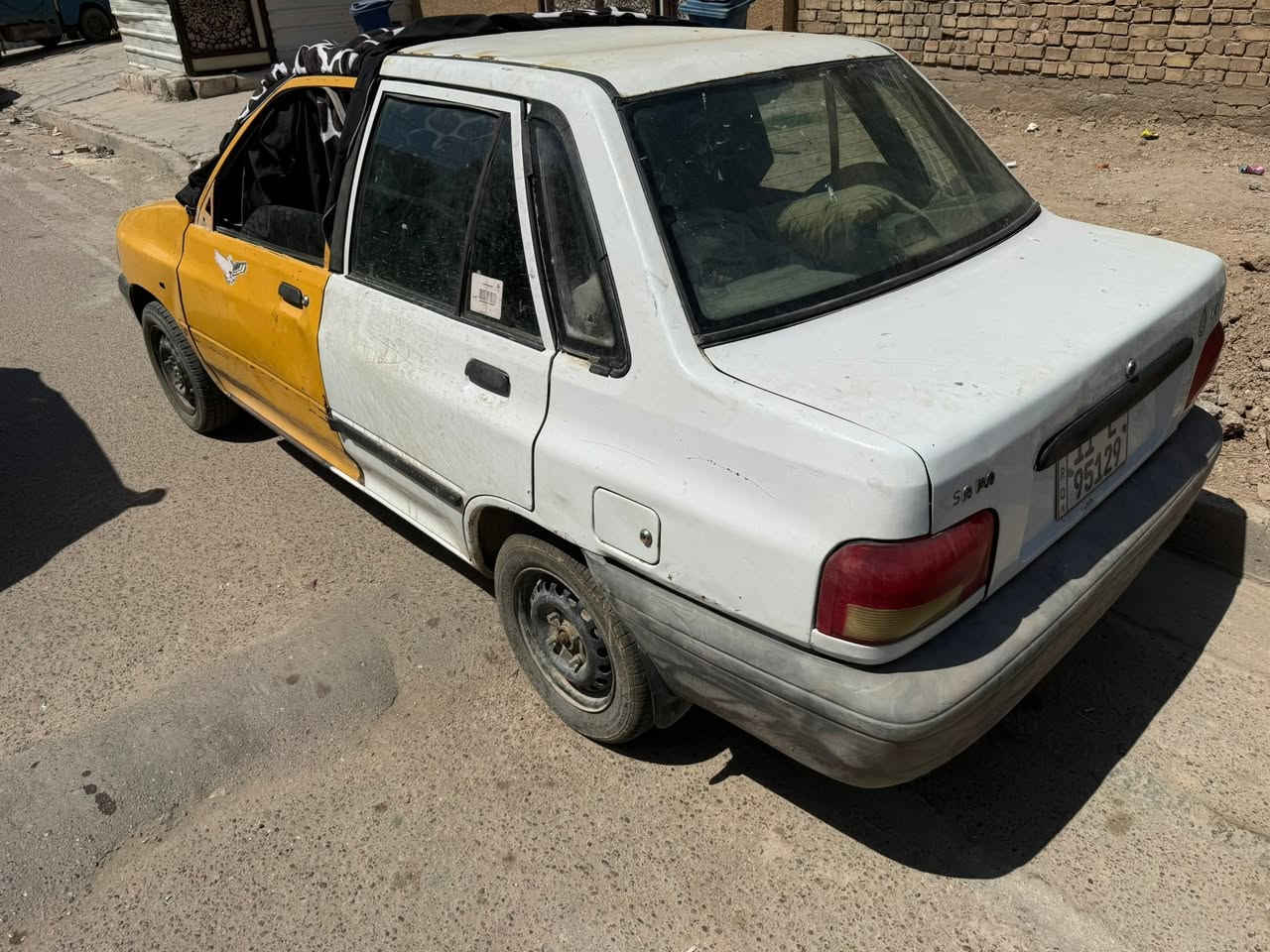السلام عليكم سايبا ١٢ محرك بي خيط تبخير كير نضيف رقم بغداد انكلبزي تحويل مباشر سياره حاهزه ينرادلها ترتيبات بسيطه السعر ١٨ وبيها مجال بغداد الزعفرانية *********** م ***********
