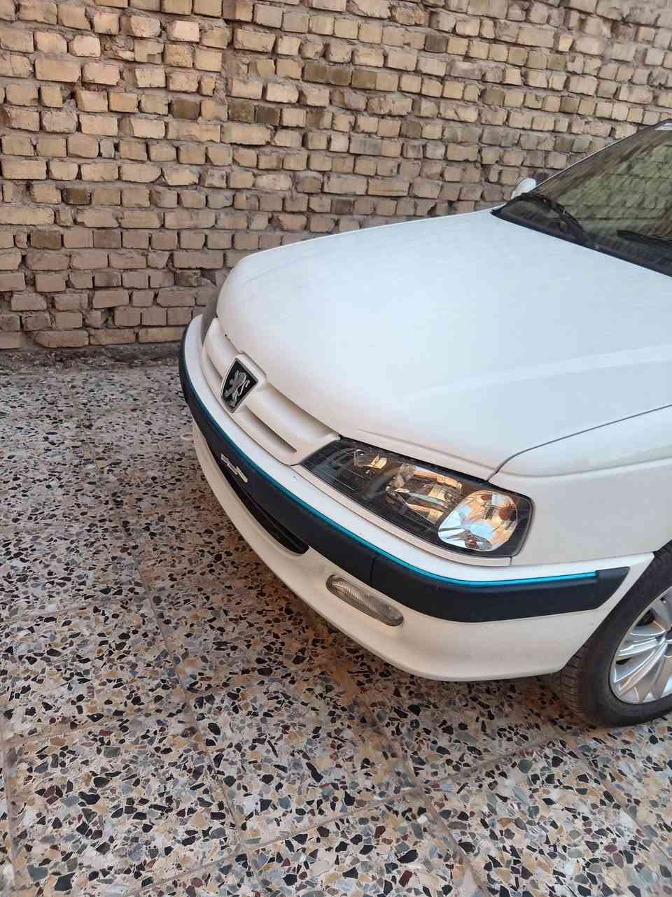 بيجو بارس مديل 2026لون أبيض زيرو ميسان العماره السعر بدون لوحات 88 والسعر مرقم كامل 93 رقم الموبايل ***********
