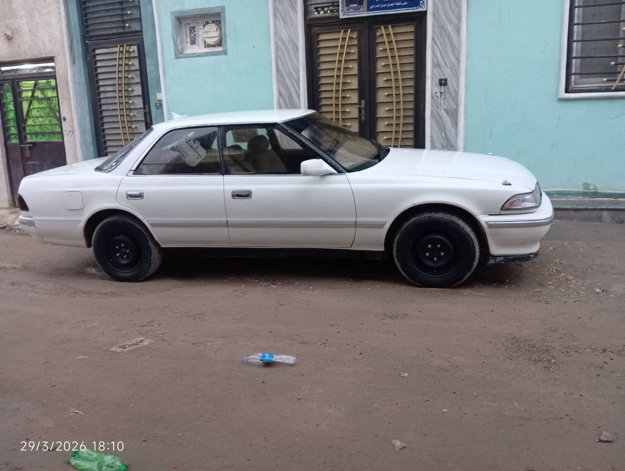 السلام عليكم ورحمه الله وبركاته 
مارك فلات شرط مداور لسيارة خير من الله نضيفة 
للبيع بسعر 43$ وبيهة مجال بصيط مكانه في كربلاء 
***********
